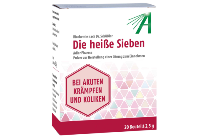 Verpackung von 'Die heiße Sieben', einem pulverförmigen Heilmittel zur Herstellung einer Lösung gegen Krämpfe und Koliken.